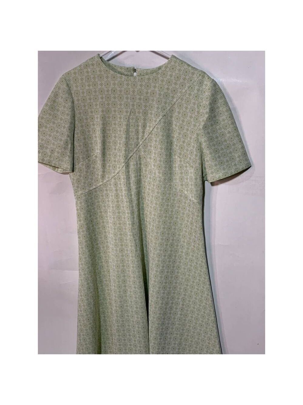 Vintage Women's Handmade Short Sleeve Fit and Flare Dress Floral Print Green - Picture 2 of 7